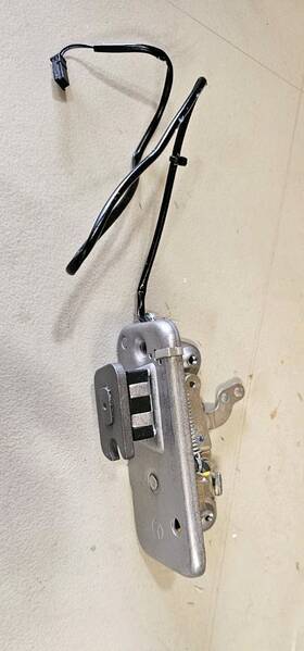 A4637202835 Mercedes-benz G-class W463 Rear Door Latch Lock Mechanism