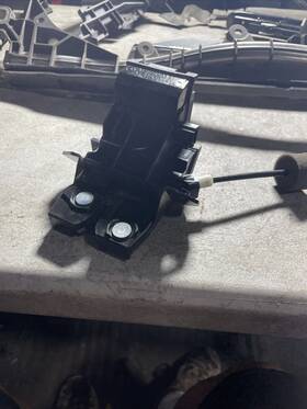 Mercedes-benz W211 E320 E500 E55 2008 - Rear Truck Lock Latch Actuator A 171 750 00 85 Oem 01-11