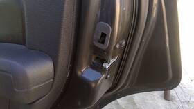 7l2z78264a00ba Mercury 06-10 Mountaineer Passenger Right Rear Door Latch With Rods/cables Back