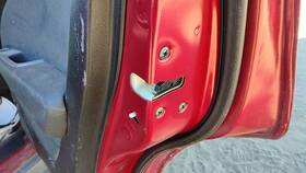 Mr970622 Mitsubishi 03-04 Outlander Passenger Right Rear Door Latch With Rods/cables Back