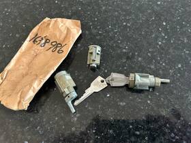 1698986 Mopar Nos Door And Ignition Lock Set Chrysler Dodge Desoto 1957 1958 1959