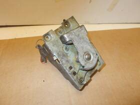 2081440 Mopar Nos Right Rear Door Lock Latch Assy. 1960-62 Valiant 1961-62 Lancer