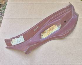 Mopar 2604260 1967-1976 Dart 74-76 Valiant 4 Door Nos Right Rear Lock Pillar