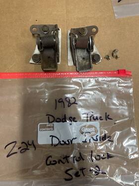 3739876 Mopar 1981 - 93 Dodge Struck Inside Control Door Lock Set Of 2 Oem