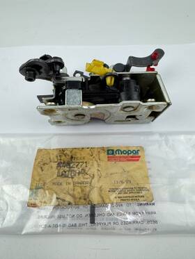 4462771 Mopar Latch Part#