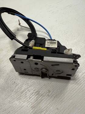 53448219 Mopar 14-21 Ram Promaster Rear Right Cargo Door Lock Actuator Latch Release