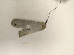 793910 Mopar 1939 Dodge Plymouth Desoto Deluxe S-6 P8 Left Hood Lock Crank Nos