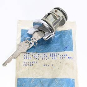 28144 Mopar/chrysler Genuine 1972-1975 Cordoba/imperial/ny &.. Ignition Cylinder With Keys
