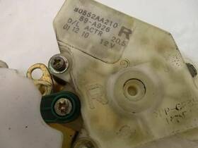 181.da1o02 Nissan Door Lock Actuator Rear Passenger Maxima 00 01 02 03 2003 2002 2001 2000