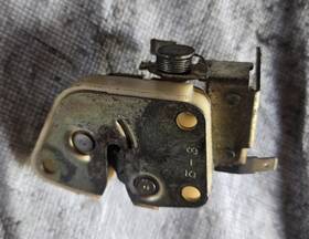 181.da1z86 Nissan 1984-1989 Z31 300zx Rear Trunk Lock Latch Actuator Oem