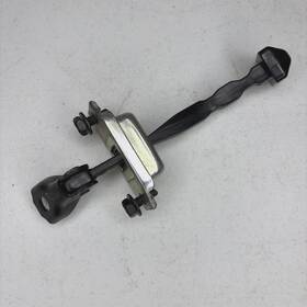 Nissan 82430-9hp0a 2016-2018 Altima Rear Right/left Door Check Strap Stopper Oem