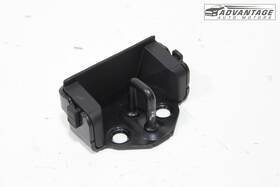 90570-5rb0a Nissan 2018-2024 Kicks Rear Tailgate Liftgate Lock Latch Catch Striker Oem