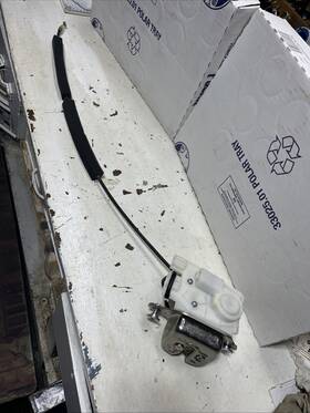 74801-tf0-902 Oem 2013 Honda Fit Trunk Latch Tail Gate Liftgate Hatch Power Lock Release Oem.91-a