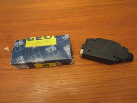 6551.18 Peugeot Vintage 205 / 309 Drivers Door Central Locking Actuator