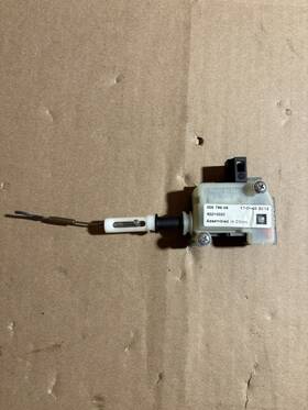 92210033 Pontiac General Motors 2004-06 Gto Trunk Lid Release Actuator Oem Used