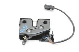 181.po1s07 Porsche 2005-2008 Boxster 987 2.7l Rear Trunk Latch Lock Assembly