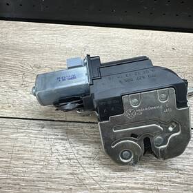 7p5827505 Porsche 11-18 Cayenne Rear Trunk Lid Lock Latch Actuator Drive Motor Oem