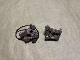 99656165500 Porsche 996 911 Hardtop Lock Bracket Mounts Left And Right Set