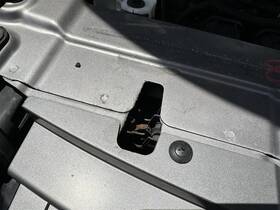 181.rv1e12 Rover Hood Latch Passenger Right Side 2012 13 14 15 16 17 18 19 Land Evoque