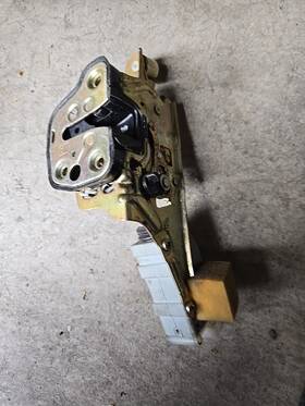 181.sa1r01 Saab 93 9-3 Og Left Pax Door Lock Latch With Actuator 99 00 01 02