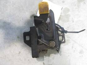 181.gm7w00 Saturn Sat S Sdn 2000 Hood Latch 48237