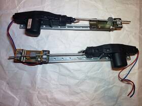 3700003 Spal Automotive Power Door Lock Actuators Used Tested Good Condition