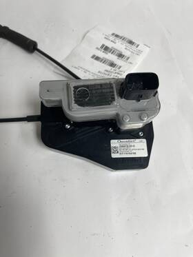 1096988-00-c Tesla 2016 - 2019 X Front Left Driver Side Door Lock Latch Oem