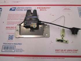 3w1a-5443282aa Town Car 2003-2006 Lincoln Trunk Deck Lid Latch Lock Assembly Oem