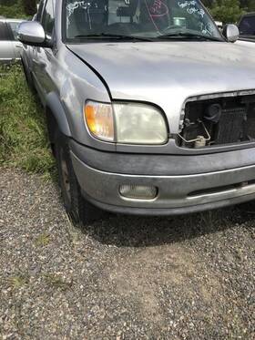 181.to1901 Toyota Tundra 2001 Keys/latches/locks 710884