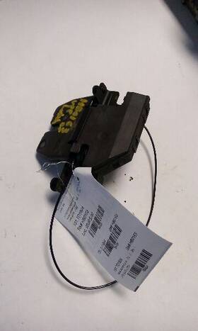 181.to1904 Toyota 04 Tundra Upper Gate Latch