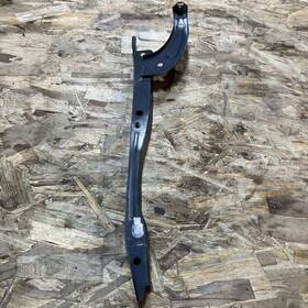 181.to1j08 Toyota 2008 Camry Le Hood Latch Support Bar Oem
