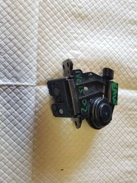 181.to1m12 Toyota 12 13 14 15 16 17 18 Prius V Trunk Latch Oem