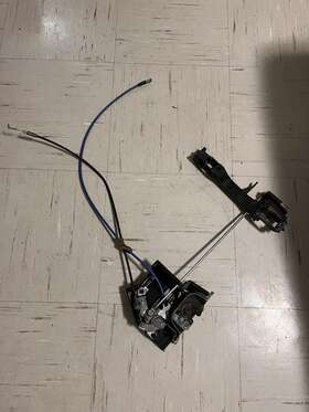 643.to1204 Toyota 2004 Sienna Right Rear Passenger Door Latch Lock Actuator