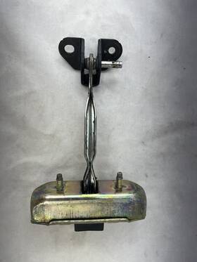 68650-42040 Toyota 01-05 Rav4 Rear Back Hatch Door Check Strap Genuine Used Oem With Bracket