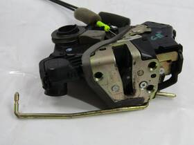 69040-33221 Toyota 2003-2009 4runner Door Latch Actuator Left Front Driver Side Oem