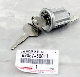 Toyota 69057-60011 Land Cruiser Ignition Glow Switch Lock Cylinder Key Set Oem