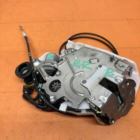 69200-08021 Toyota 2011 - 18 Sienna Rear Right Rh Sliding Door Lock Latch Actuator Oem