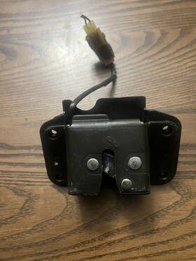 69350-60120 Toyota 1998-2007 Lexus Lx470 Lock Assy Back Door