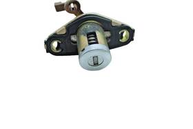 G031 Toyota 7073 03-08 Matrix Xr Trunk Lock Cylinder No Key