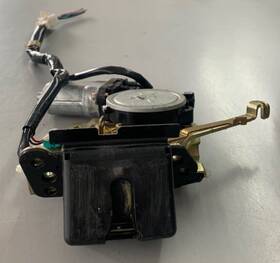 9704274 Toyota 04-10 Sienna Power Tailgate Lock Latch Actuator Motor Used Oem