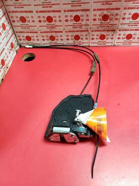 643.to1e13 Toyota Corolla 2013 Lock Actuator 63072