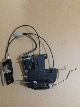 P-gf40 Toyota Pp E/p-gf40 2000-2003 Tundra Door Latch/lock Actuator For Front Left Driver Side Oem