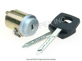 116-462-02-79 Uro Parts Mercedes 1972-1985 Ignition Lock Cylinder With 2 Keys Warranty
