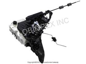 V30-85-0147 Vemo For Mercedes 2006-2012 Door Lock Mechanism Front Left Dr. Side