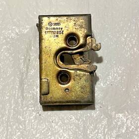 171837015e Volkswagen Front Left Driver Side Door Lock Latch Assembly