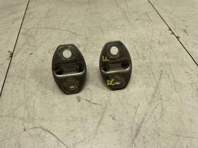 181.vw1b10 Volkswagen Beetle 2010 Front Left And Right Door Lock Latch Striker Plate Set Of 2