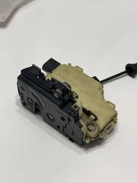 3b1-837-015j Volkswagen Oem Door Lock Latch From 2001 Jetta Vr6