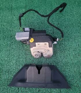 7p0-827-505-k Volkswagen Touareg Liftgate Tailgate Power Lock Latch Actuator Oem 2011 - 2017