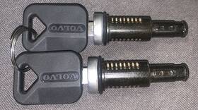 24054127-072 Volvo 23054127-2 Door Lock Cylinder S Kit With 2 Keys