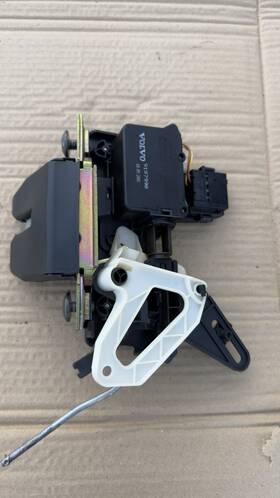 Volvo 9990.6662.2 01-07 V70 Xc70 Trunk Lid Tailgate Gate Lock Latch Actuator Oem